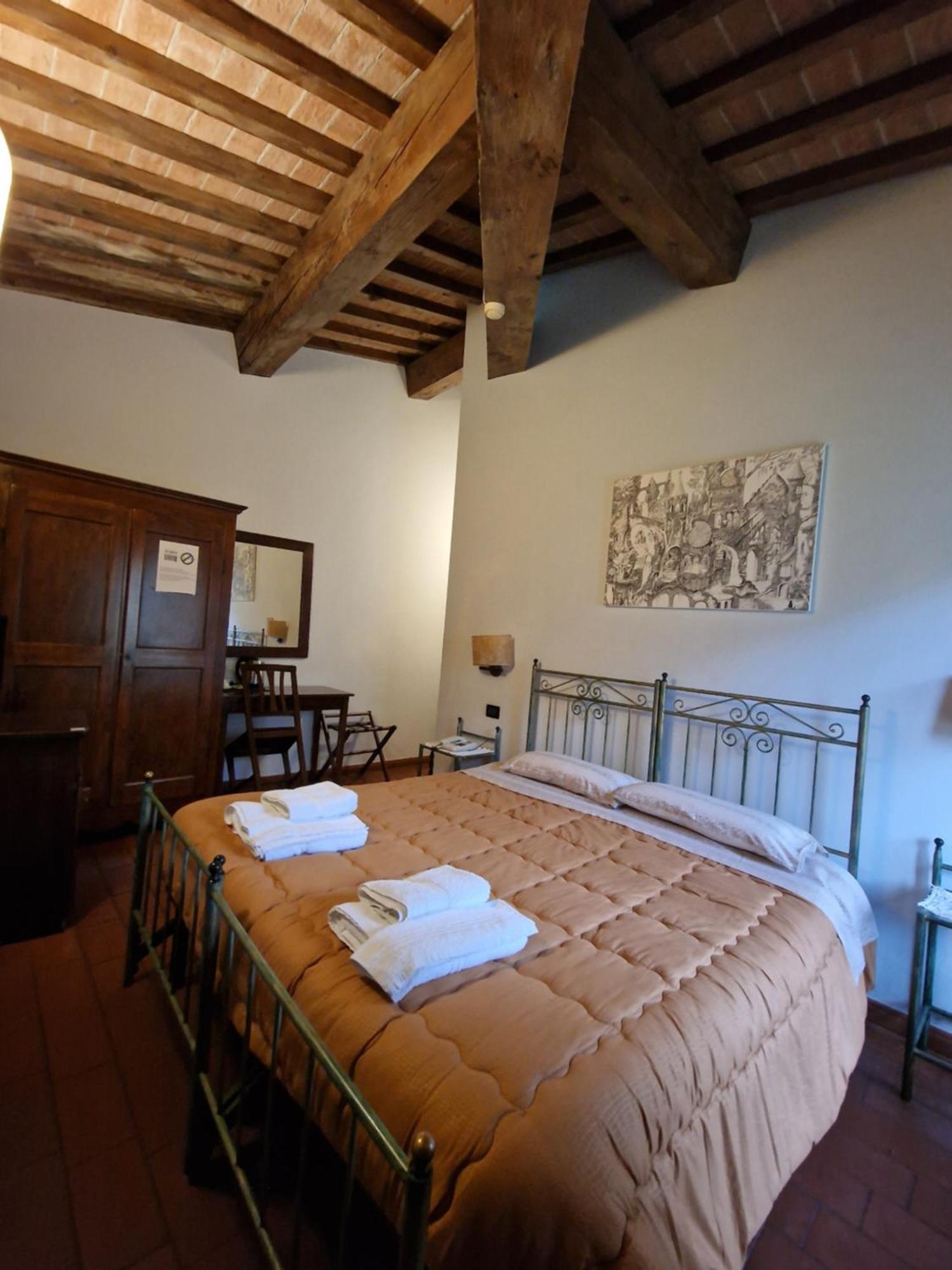 Hotel Ristorante Casa Volpi Arezzo Buitenkant foto